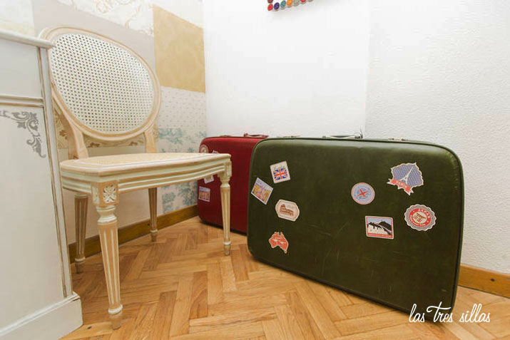 CULTURA /// Las tres sillas , restauradores de muebles vintage